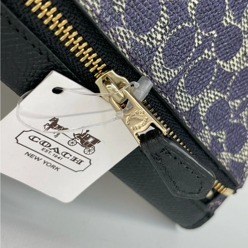 (new+tag) Coach signature monogram classic violet black soft wallet